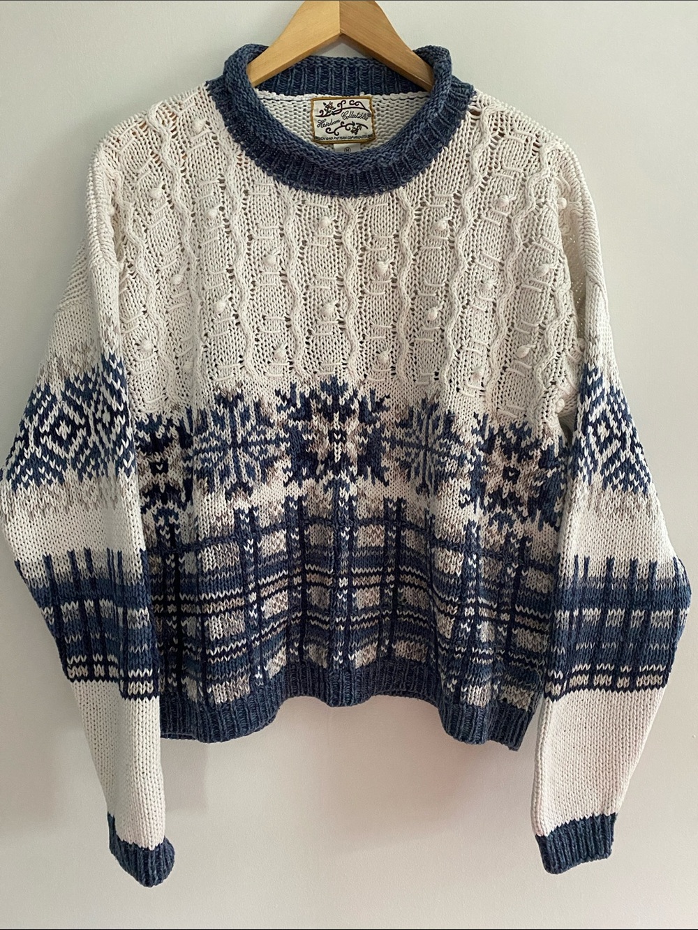 1995 Heirloom Collectibles Chunky Rollneck Nordic Snowflake Cable Knit Sweater